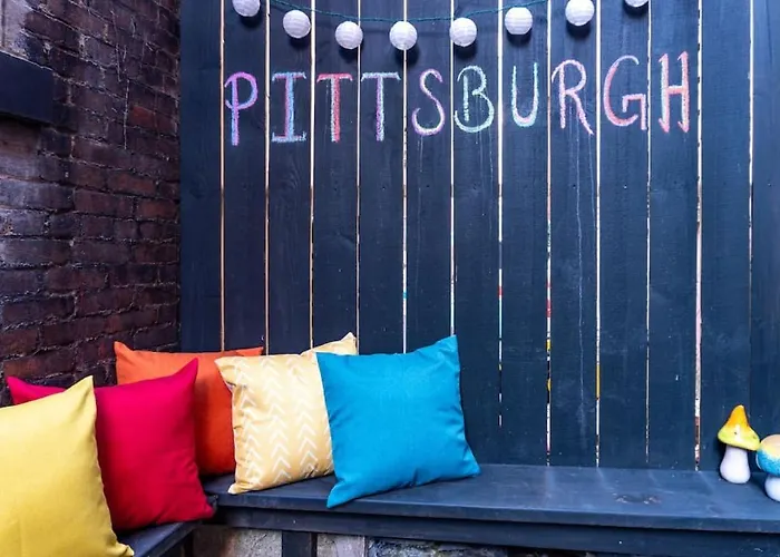 Hostwise - The 1 - Patio, Free Street Parking